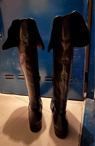 Botas mosqueteras de piel negras