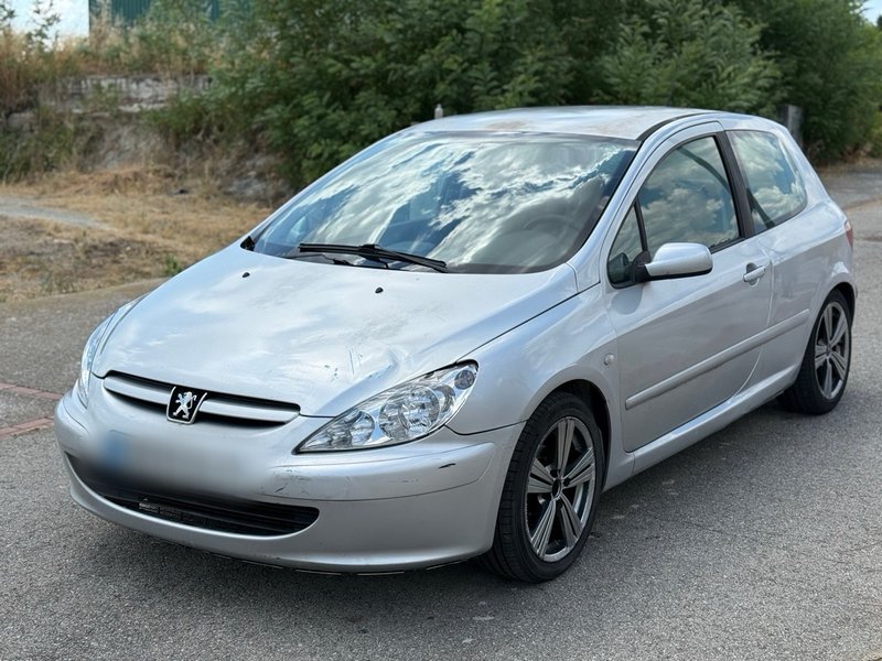 Peugeot 307 2.0 HDI XSI 2003, foto 2