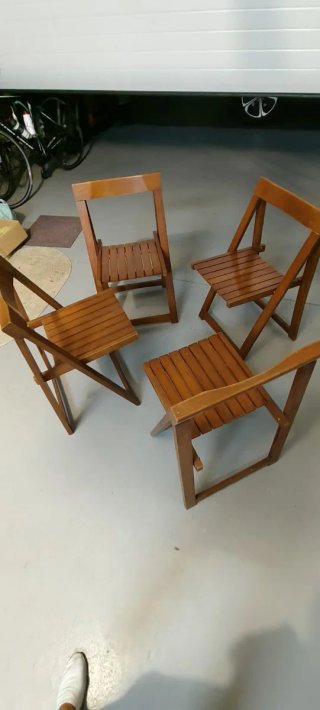 Sillas de madera plegables