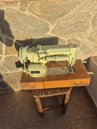 Máquina de coser Singer vintage