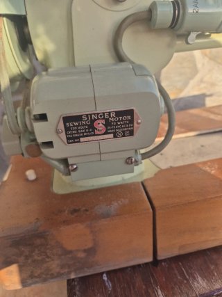 Máquina de coser Singer vintage