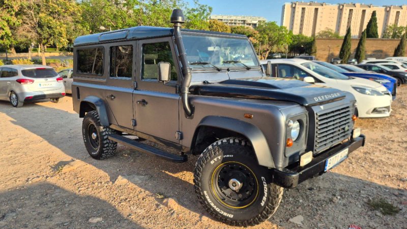 Land Rover Defender 2013 - foto 1