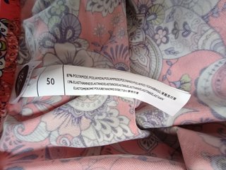 Bañador estampado mujer talla 50. Nuevo