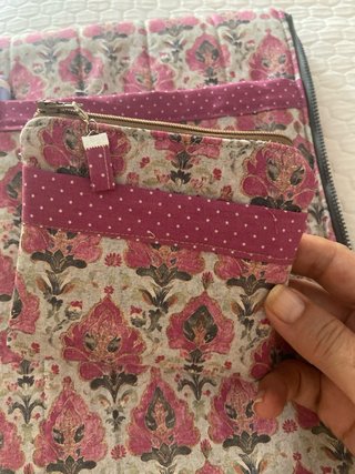 Custodia per tablet e pochette con stampa floreale