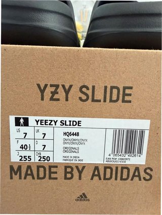 Adidas Yeezy Slide Onyx 40.5