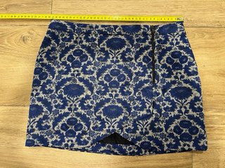 Minifalda asimétrica Zara