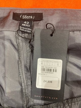 Falda pantalón corta gris ESFERA