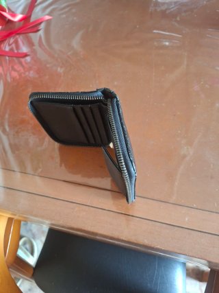 Monedero Guess Negro