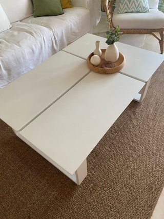 Mesa de centro blanca de ALUMINIO LACADO