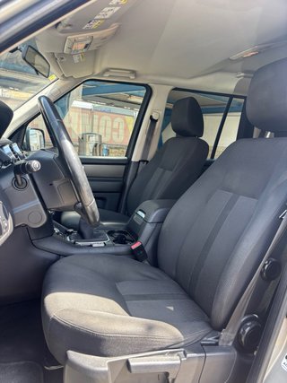 Land Rover Discovery 2010
