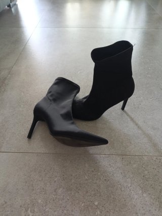 Botines Stradivarius Talla 37 Negros