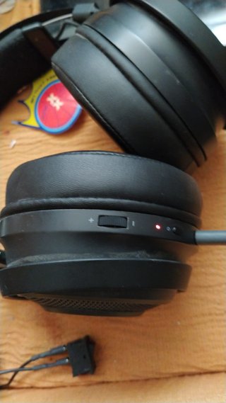 Auriculares Gaming Razer Nari