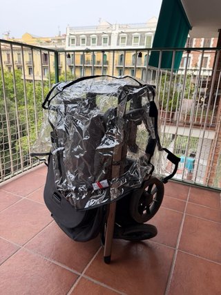 Cochecito bebé + silla evolutiva + portabebés
