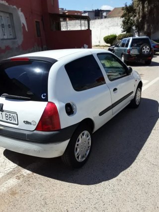 Renault Clio 2001