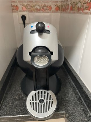 Cafetera Dolce Gusto Negra