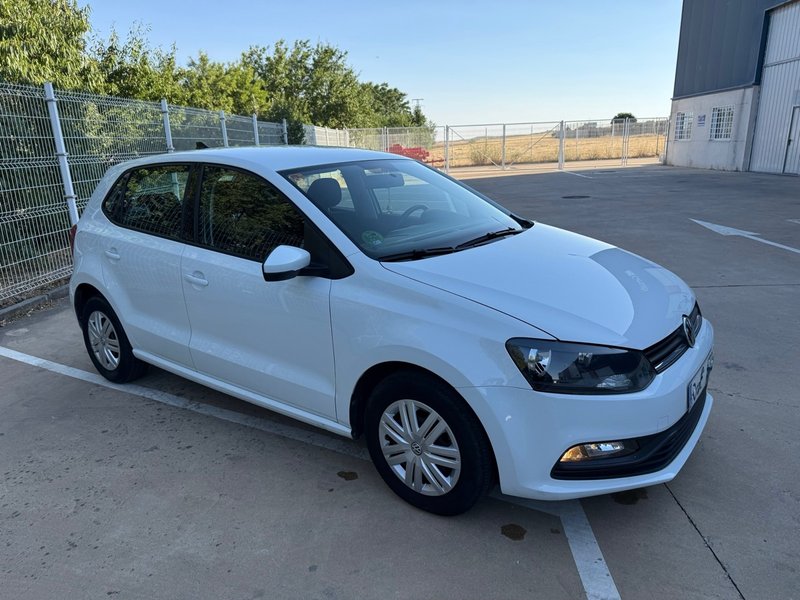 Volkswagen Polo 2016 - foto 1