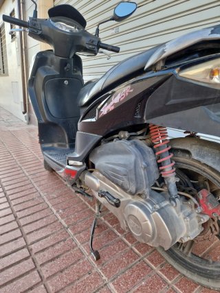 SYMPHONY SR 125  AVERIADA