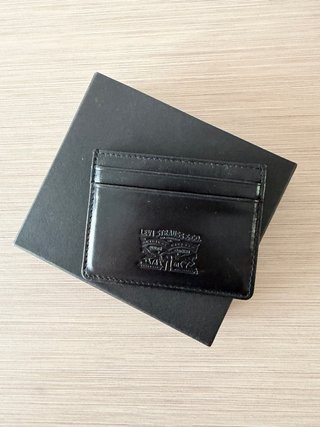Tarjetero Levi's Negro