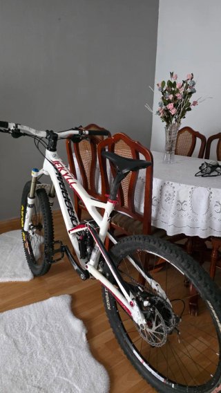 Bicicleta Cannondale jekyl 26