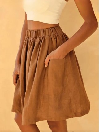 Falda corta de verano con bolsillos