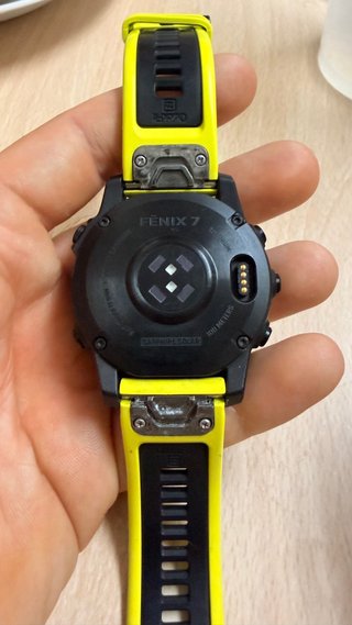 Reloj Garmin Fenix 7 Sapphire Solar Negro