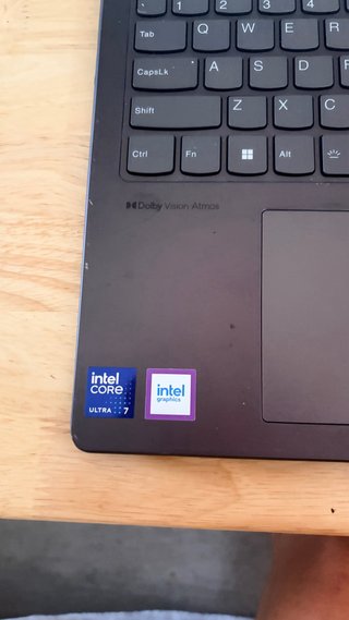 Lenovo Yoga Intel Ultra 7 16GB 1TB Táctil 360°