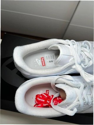 Nike Air Force 1 x Supreme Blanco Talla 38.5