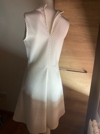 Vestido blanco evasé verano