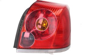 PILOTO TRASERO DERECHO TOYOTA AVENSIS BERLINA T25