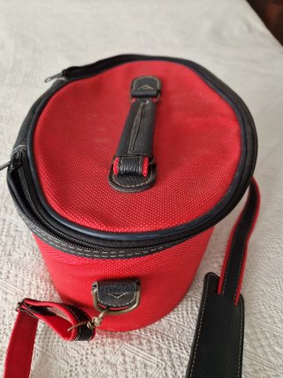Neceser John Travel Rojo y Negro