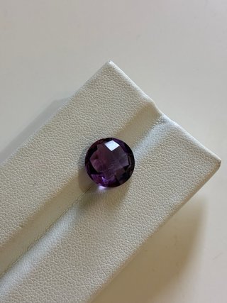 Ametista naturale 4.00 ct taglio round brillante.