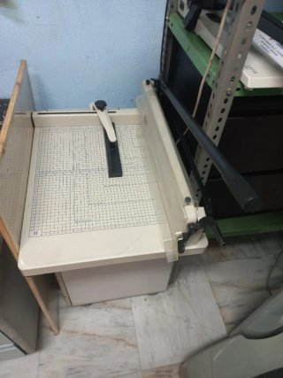 Cizalla de papel profesional