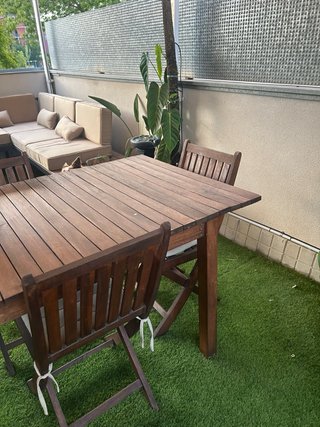 Mesa de exterior de teca