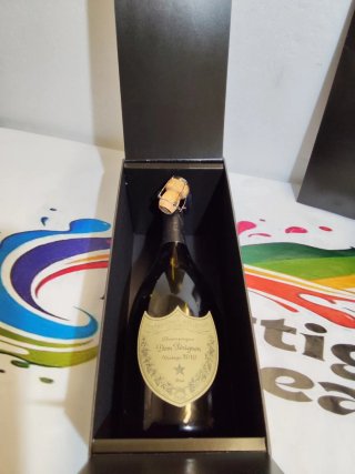 Bottiglia Dom Perignon Vintage 2010 Vuota