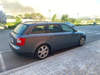 Audi A4 Avant 2.0 20V 130cv (gasolina)