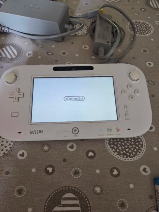 Nintendo Wii U Bianca + Mario Kart 8