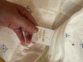 Pantalón blanco bordado sin estrenar