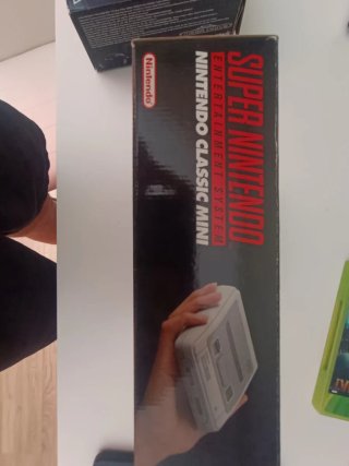 Super Nintendo Classic Mini SNES