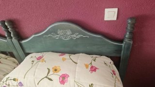 Cabeceros de 90 tallados  Lámpara y Mesilla