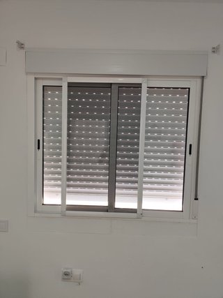 Ventanas correderas con persiana