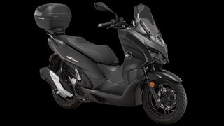 QJMotor MTX 125 Maxi Scooter