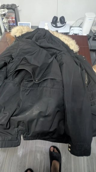 Abrigo Zara Invierno Talla M con Pelo