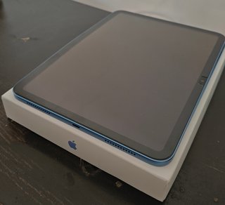 iPad A16 Blu Poco Usato