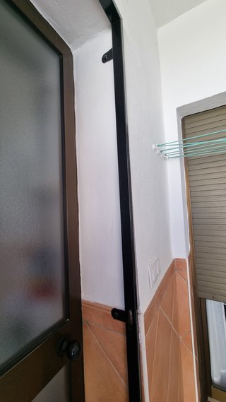 Puerta de reja de seguridad
