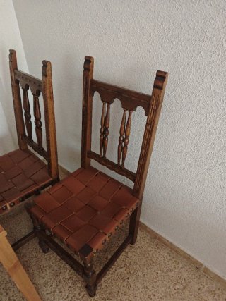 Mesa Comedor REGALO 6 SILLAS A JUEGO
