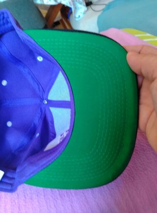 Gorra Snapback LA Morada y Negra