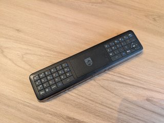 Conjunto TV Philips y sistema de sonido