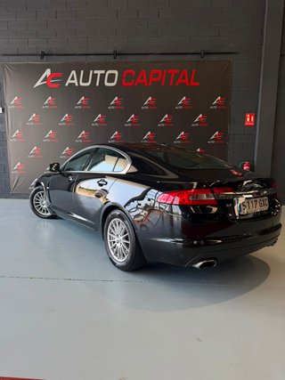 Jaguar XF 2010