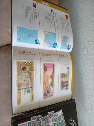 Libros Colección Billetes Peseta España y sellos