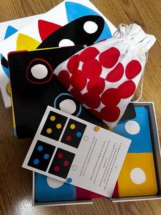 Juego infantil ¡Iwaa! de Hervé Tullet